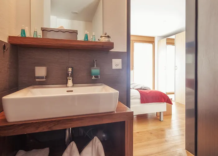 ネポムク ツェルマット