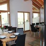 Nepomuk Apartamento *