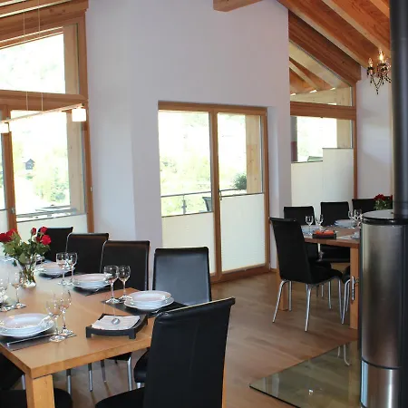 Nepomuk Appartement *